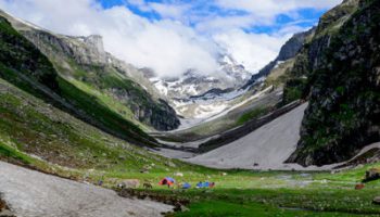 hamta-pass-trek-manali-400x267-1 hamta-pass-trek-manali-400x267-1